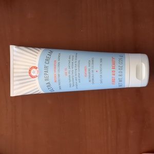 NWT First Aid Beauty Ultra Repair Cream